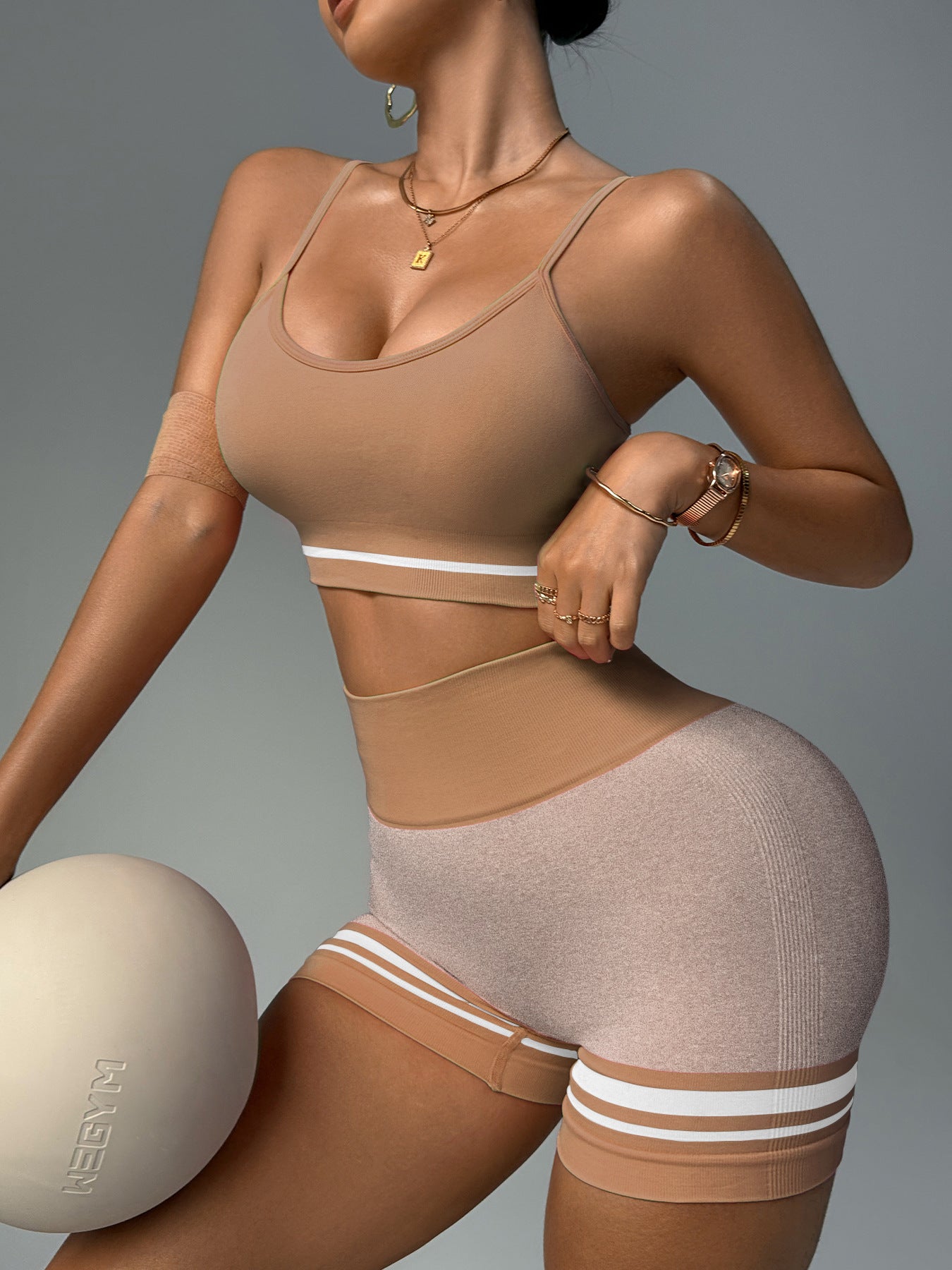 Energy Seamless Yoga Set with Moisture Wicking and Support